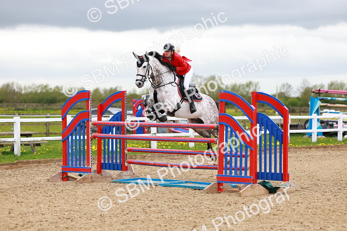 SBM_002594 - Class 11 - Senior Foxhunter - 1.20m