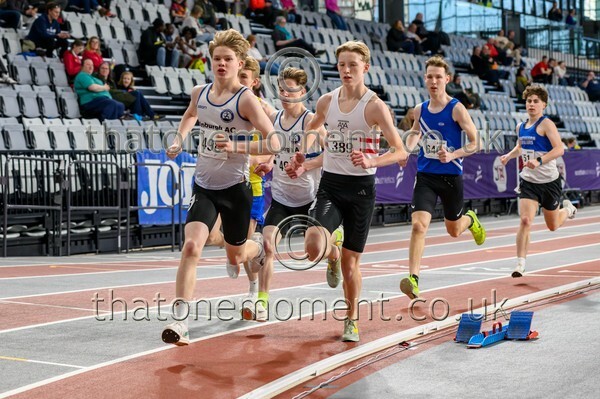 Age26SUN-910661 - Track Male Set Two