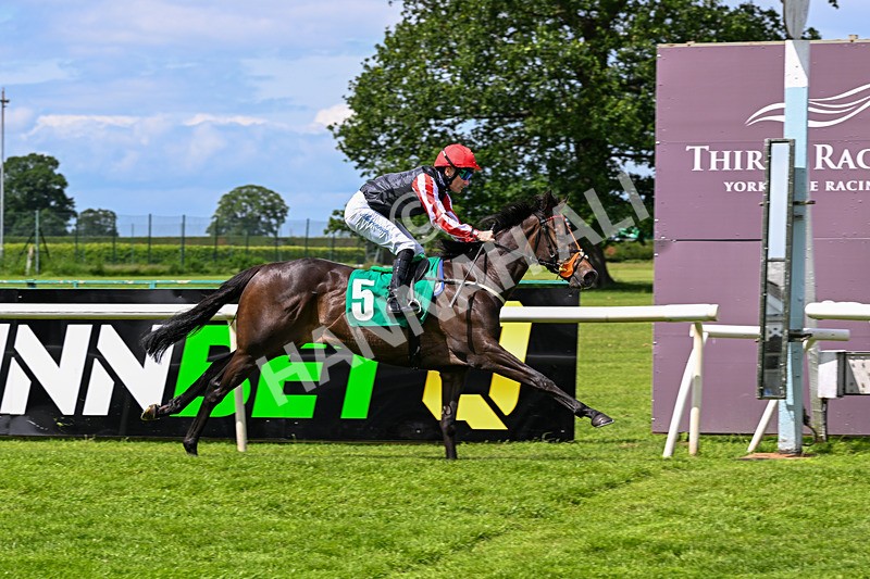 050626-Race 1-Eagle Bay-2590 - Race 1 13.40pm Hartshead Dos Champions Restricted Maiden Stakes (Div I)