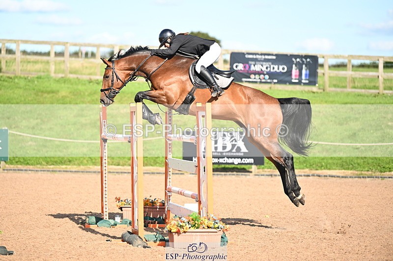 240913A-161256-05183 - Cls 18 National 1.40m Open