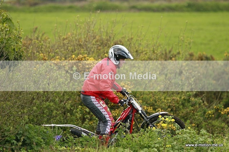 TR 060512-042 - Petit Bot - 06/05/12