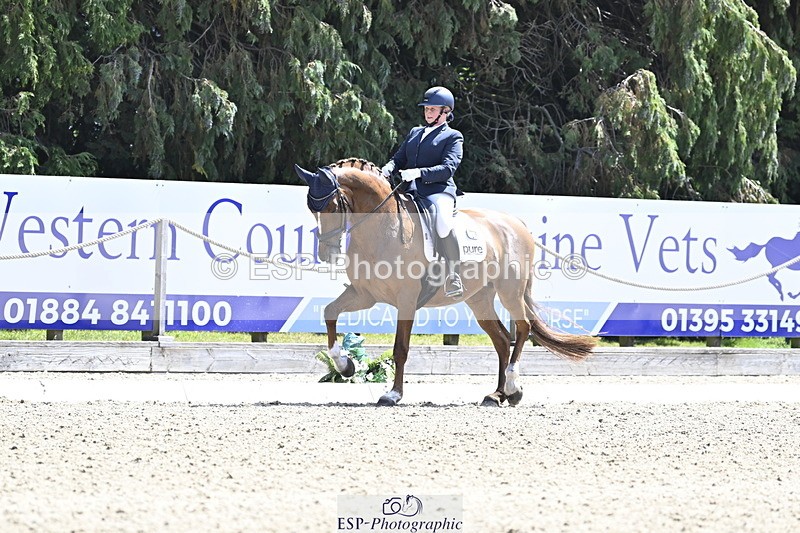 250810A-133330-06688 - 021-Caroline.HuntFancy.That.II