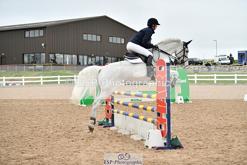 240112A-114939-00586 - Cls 4 Snr 1.05m