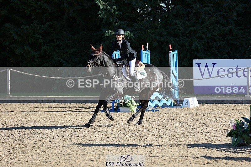 241027-112805-16794 - 463-Ilaria.Serra-FOXBURY.STORMBORN