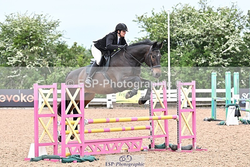 260520-101820-00079 - Cls 1&2 CR, British Novice and 90cm Open