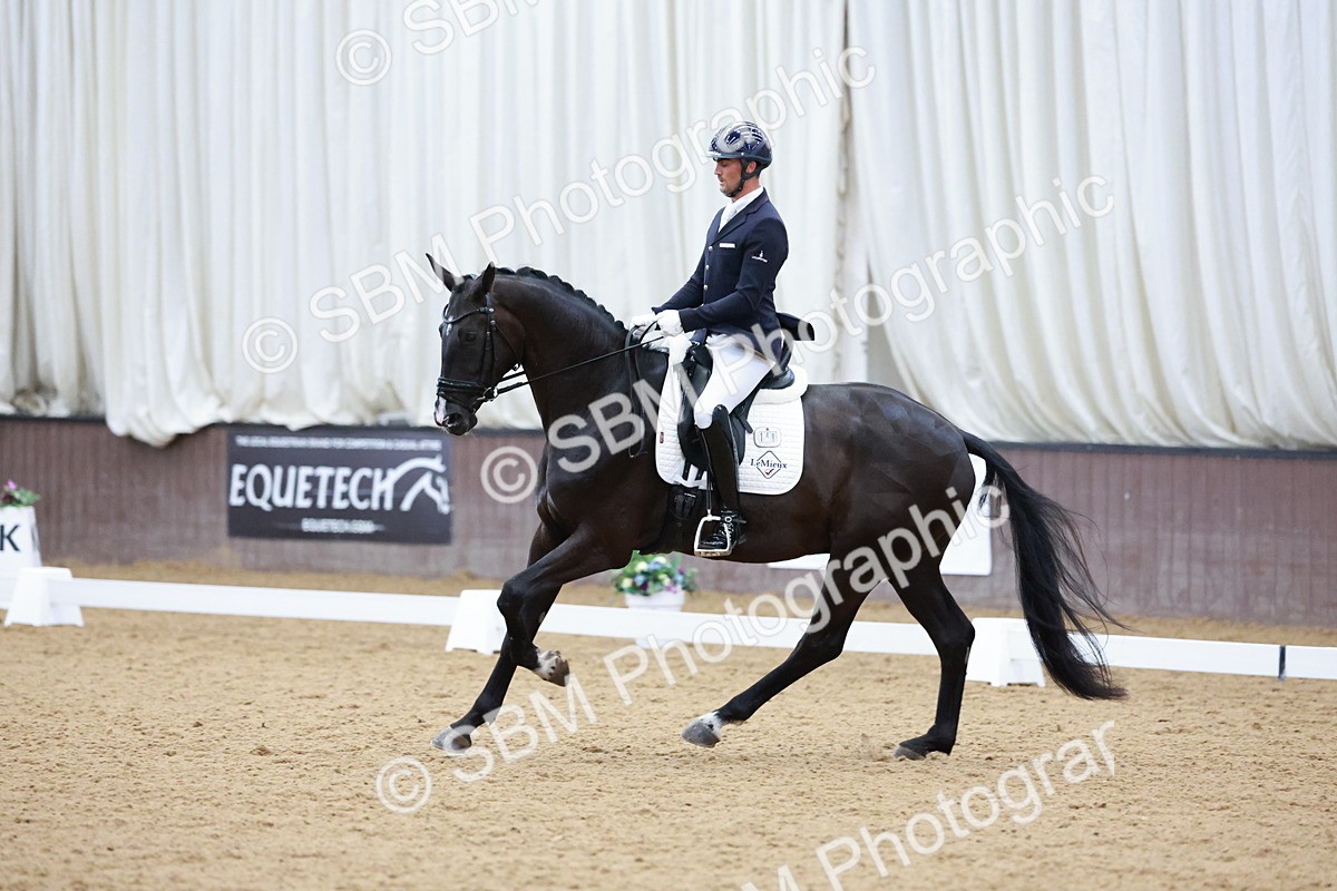 SBM_003732 - Class 1 - Prelim 6 - 10.40-11.50