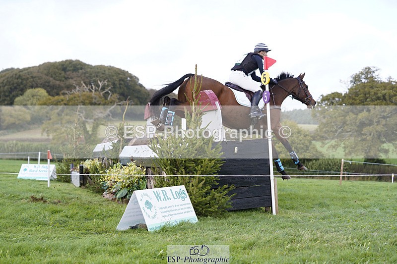 241025-122038-07926 - 127-Alexander.Bragg-STARSTRUCK.III