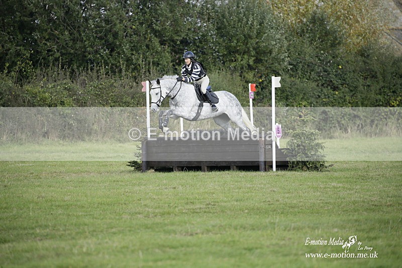  WWHT 171021 3252 - Intermediate (0.90m)  17/10/21