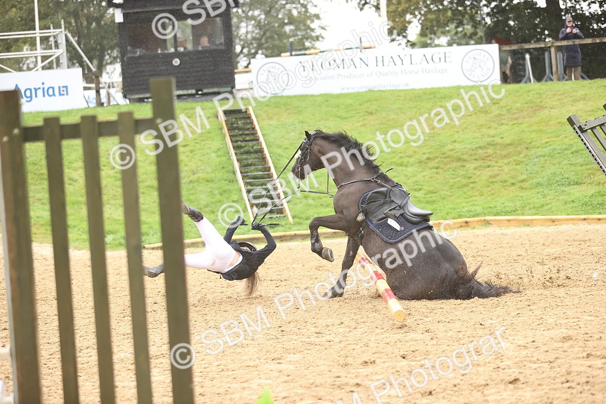 SBM_73585 - J19 - Junior Horse & Pony 90cm Supreme championship