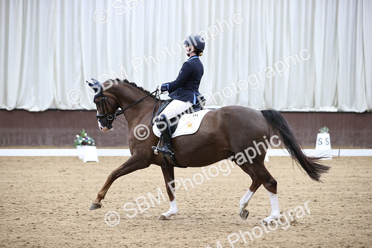 SBM_019019 - Class 21 - Medium 73 - 9.00-10.00