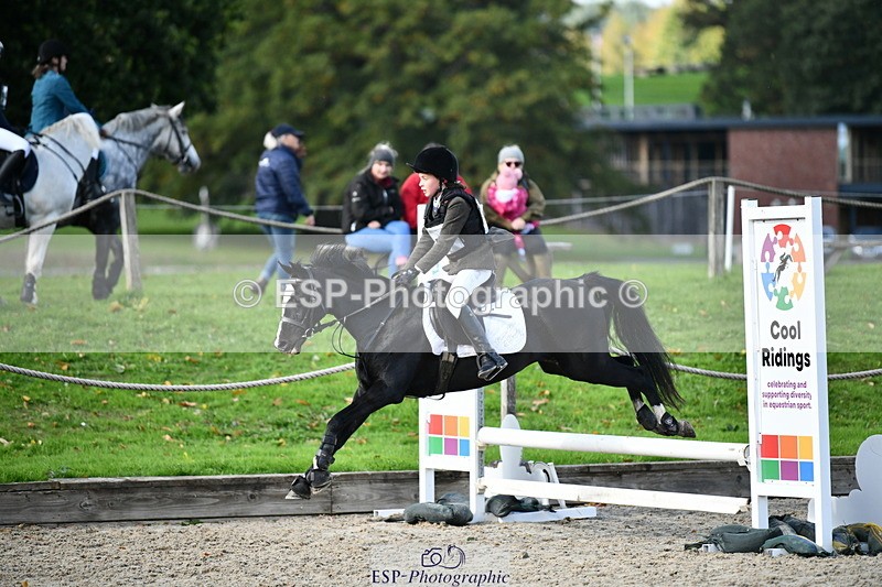 251004A-132224-01243 - Classes 6 & 7 60cm