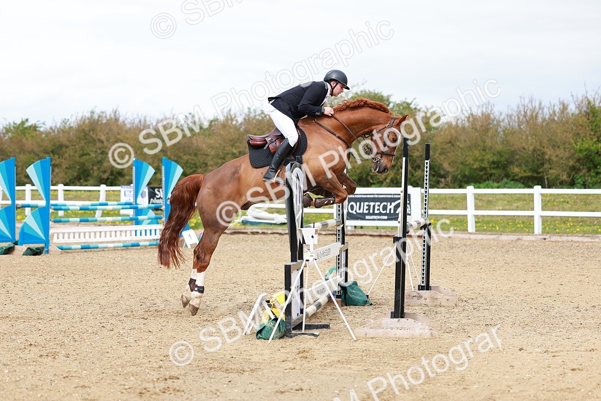 SBM_002464 - Class 10 - Senior Newcomers - 1.10m