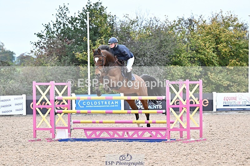 251015-151622-00868 - Cls 6 Foxhunter and 1.20m Open