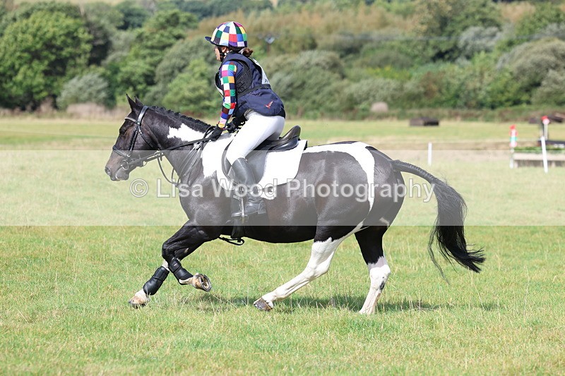 3E7A6549 - Class 1: Trebudannon Open: Pheasant Feeder