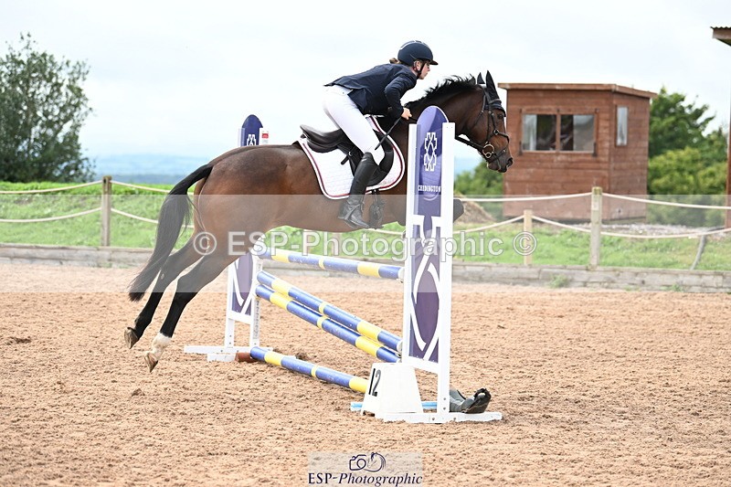 240908A-131640-03983 - Cls 15 U21 Intro 90cm-1.00m  Team Comp