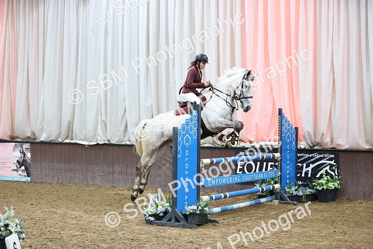 SBM_003004 - Class 10 - Senior Newcomers - 1.10m