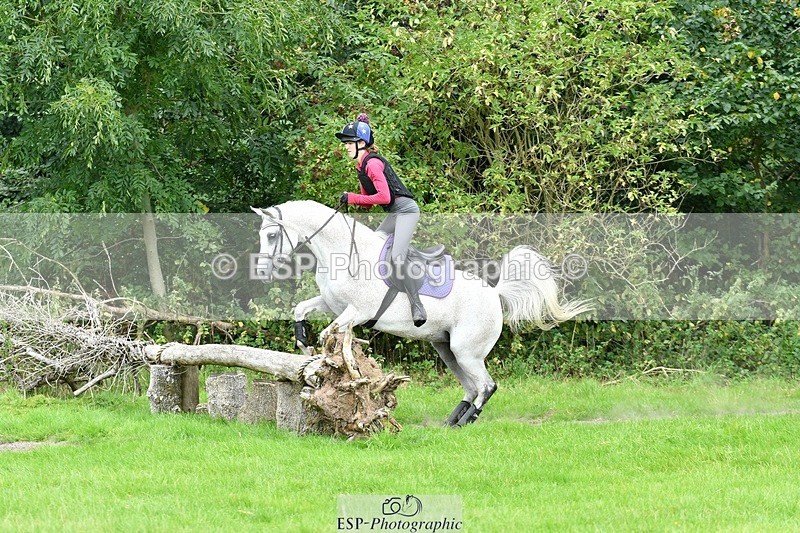 230817-133303-00995 - Theo's 1st Group - XC