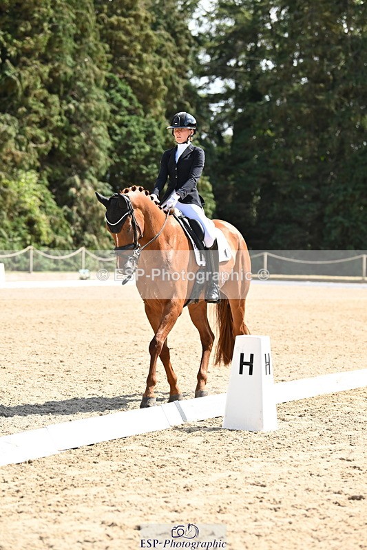 250808A-150400-01237 - 087-Lily.LaughtonZalando