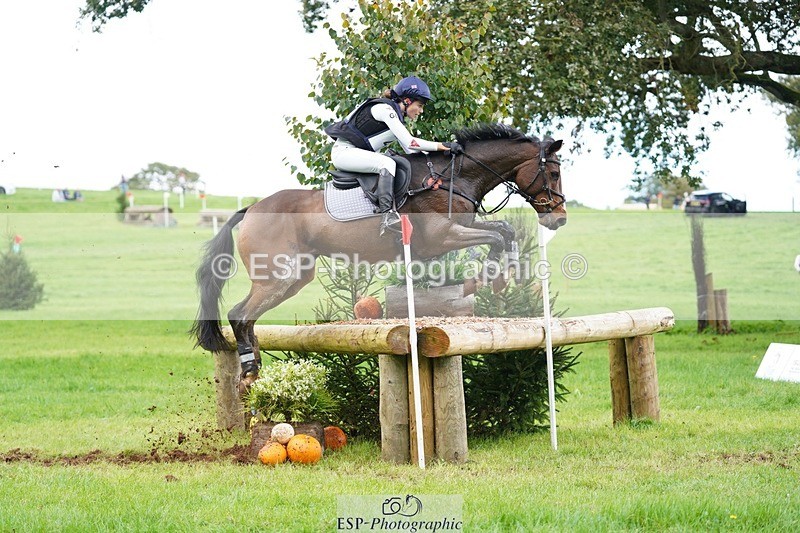 231020-121308-08906 - 044-COOLEY.ON.THE.CARDS-Charlotte.Cooke-XC