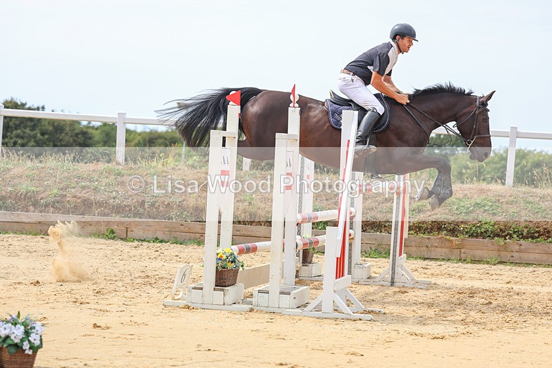 3E7A4412 - Class 8: Senior Foxhunter/1.20 open