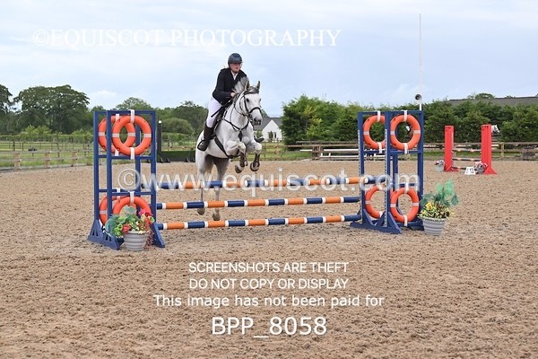 BPP_8058 - CLASS 11 SUN Senior BritiNovice/ 90cm Open