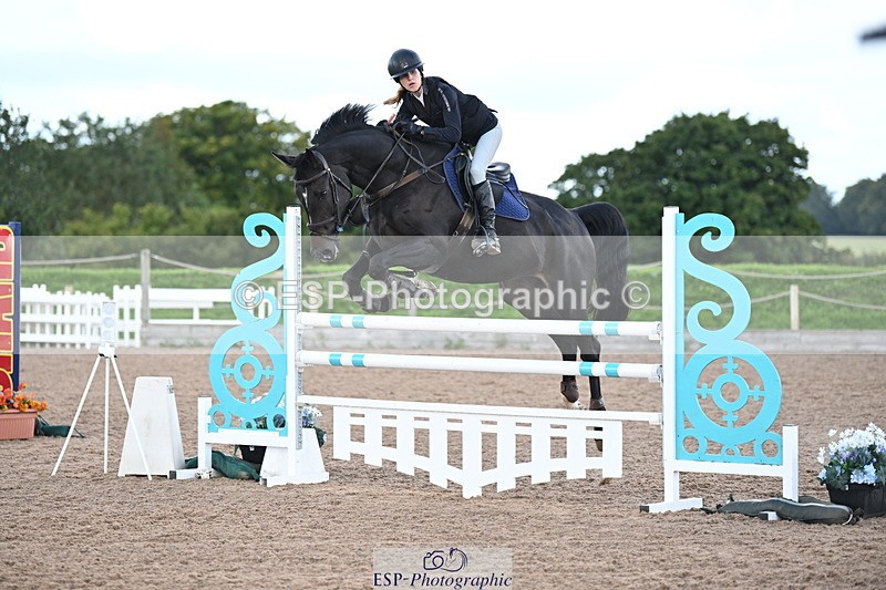 240912A-105552-00442 - Cls 2 Snr Newcomers