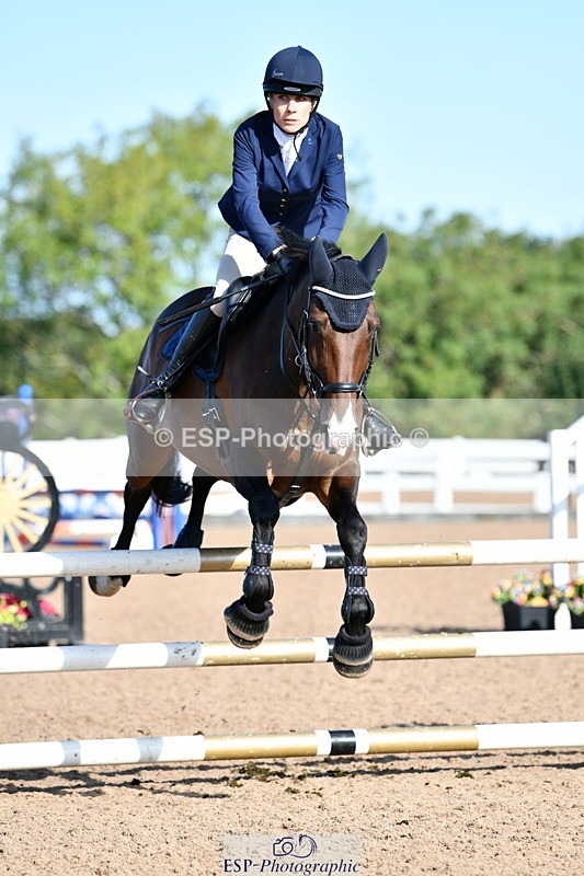 240913A-100415-03089 - Cls 20 Snr British Novice and 90cm Open