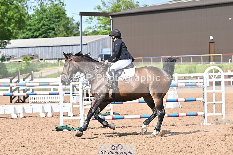 240619A-160307-01106 - Cls 5 Snr Foxhunter and 1.20m Open