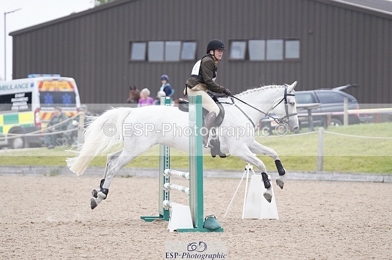 240831A-140506-04006 - 212-Kay.Webb-KILCAVAN.CLOVER