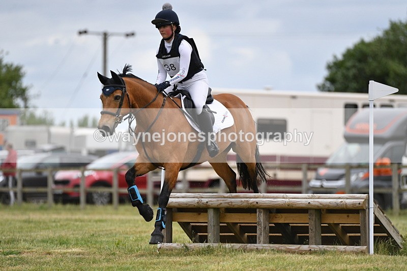 WJ5_3666 - Class 6 80cm