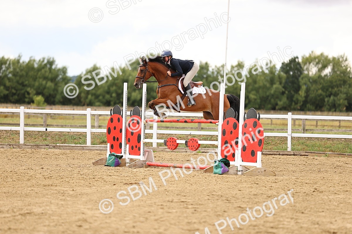 SBM_026859 - Class 13 - Senior Newcomers - 1.10m