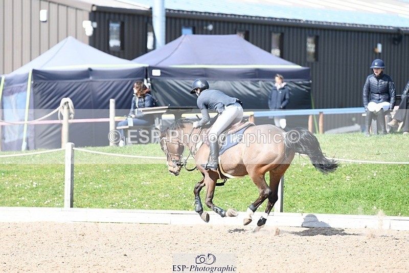 250328-131716-01192 - Cls 3 Snr Foxhunter