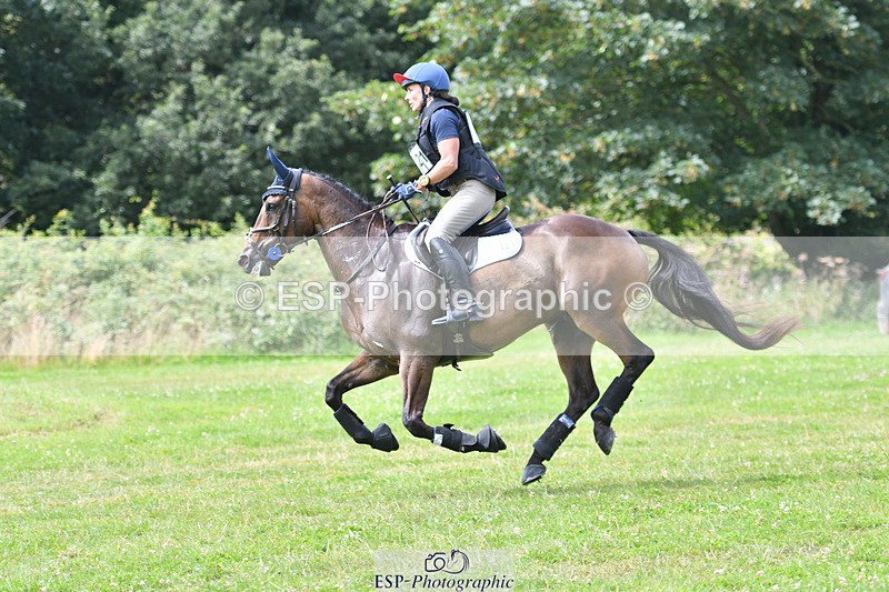 240804-120904-12453 - 321-Samantha_Lewis-KNOCKRIGG_BRONCO