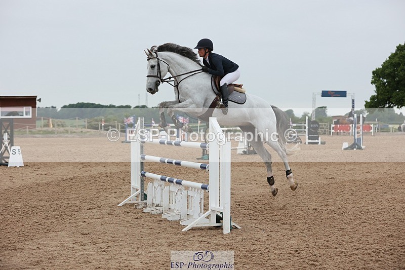 250524-124149-04742 - Cls 15 Snr Fox 1st Rnd