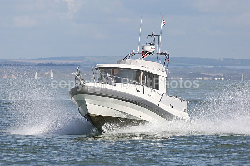 161002 DRAGONFLY Y92A2873 - Motorboats - Hardtop