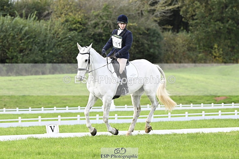 251023A-112455-03858 - F-411-Harriet.Constable