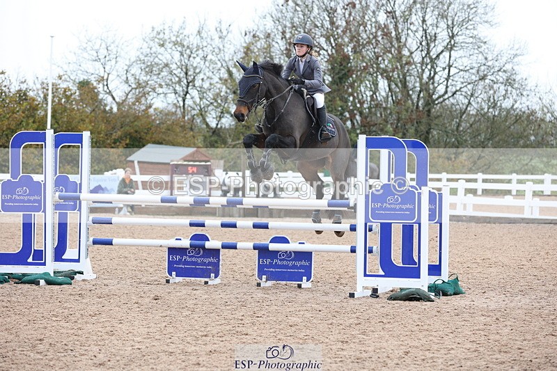 231112A-122742-04002 - Cls 19 Snr 1.05m Open