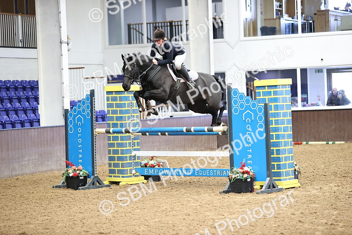 SBM_006275 - Class 16 - Senior Newcomers - 1.10m Open