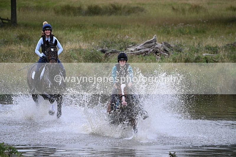 WJ7_3874 - Time at Water 12:52 to 13:22