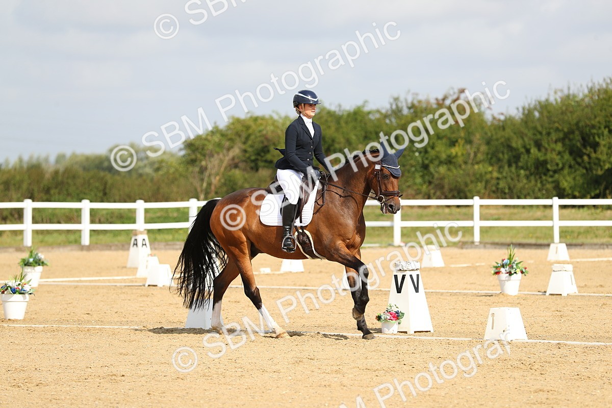 SBM_015650 - Class 13 - Novice 23 - 9.54-11.04