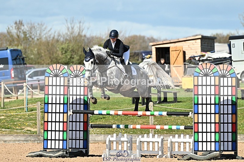 250416-153432-01792 - Cls 6 Foxhunter and 1.20m