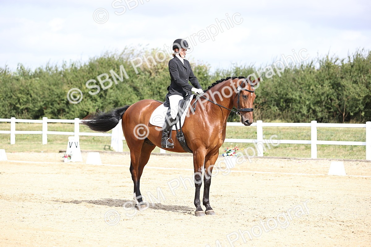 SBM_016180 - Class 14 - Novice 23 - 10.29-11.32