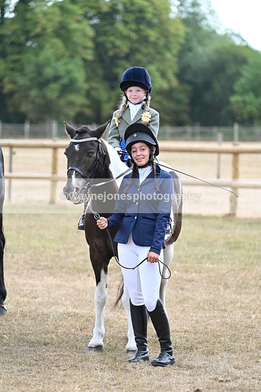 WJ7_1499 - Class 8 Ridden Veterans