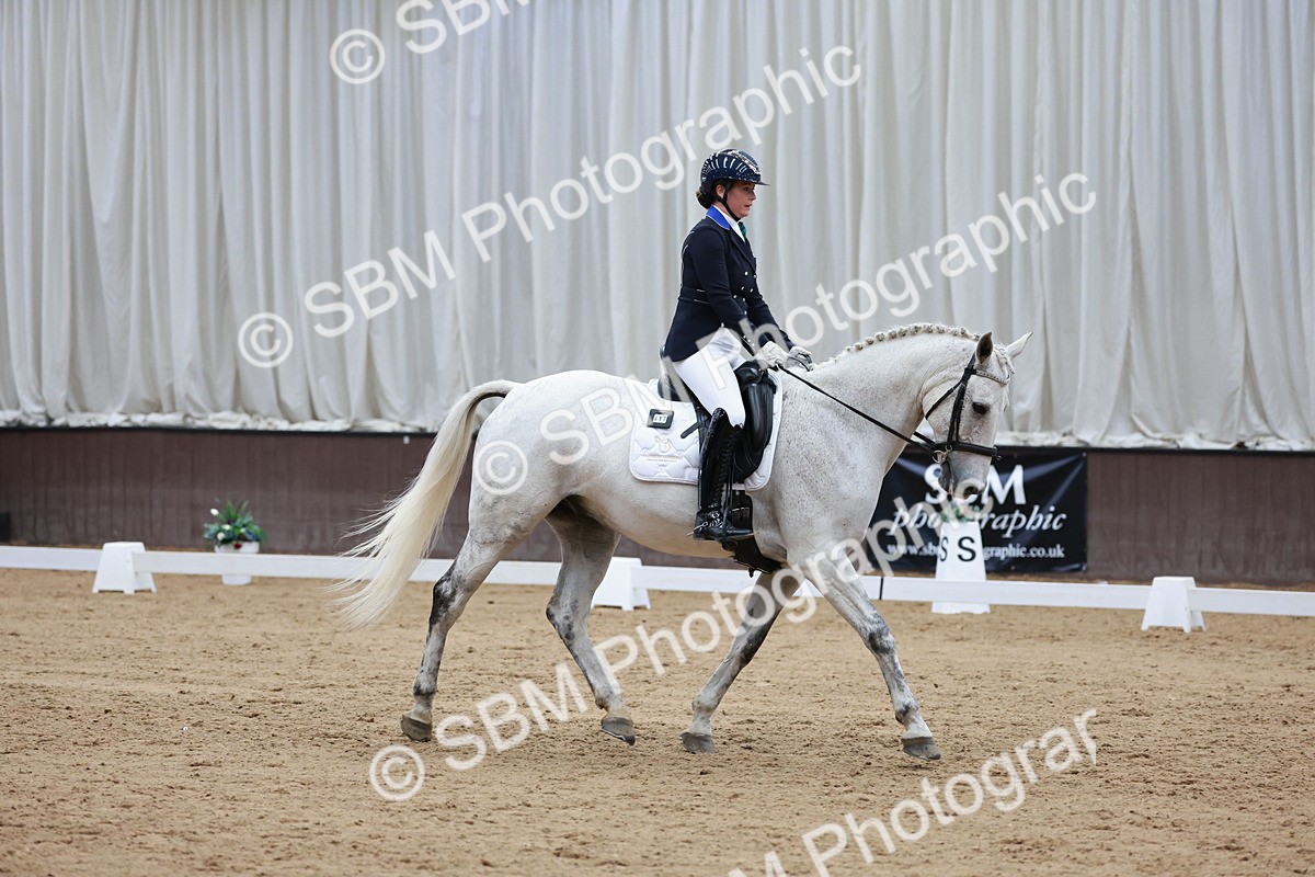 SBM_009904 - Class 6b - Novice 6 - 12.40-13.43