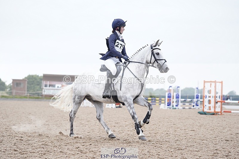 240831A-143420-04155 - 275-Isabella.Hooton-BALLYLEE.SILVER.PRINCE