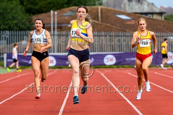 Nat26SUN-928206 - Track Female