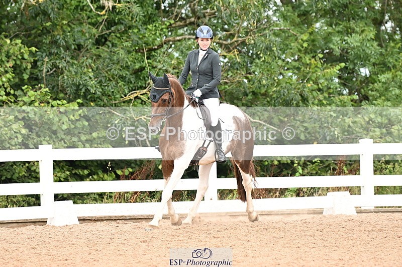 240817A-110107-07259 - 132-Nicky.Turriff-Witchcombe.Music.Man