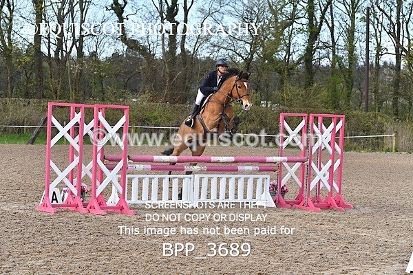 BPP_3689 - CLASS 3 FRI Senior British Novice/ 90cm Open
