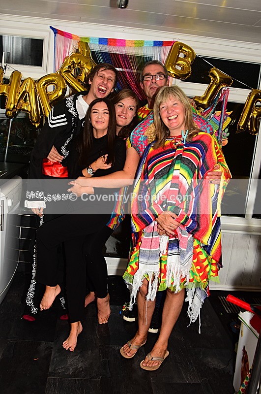 LEE-611 - Lee's 30th