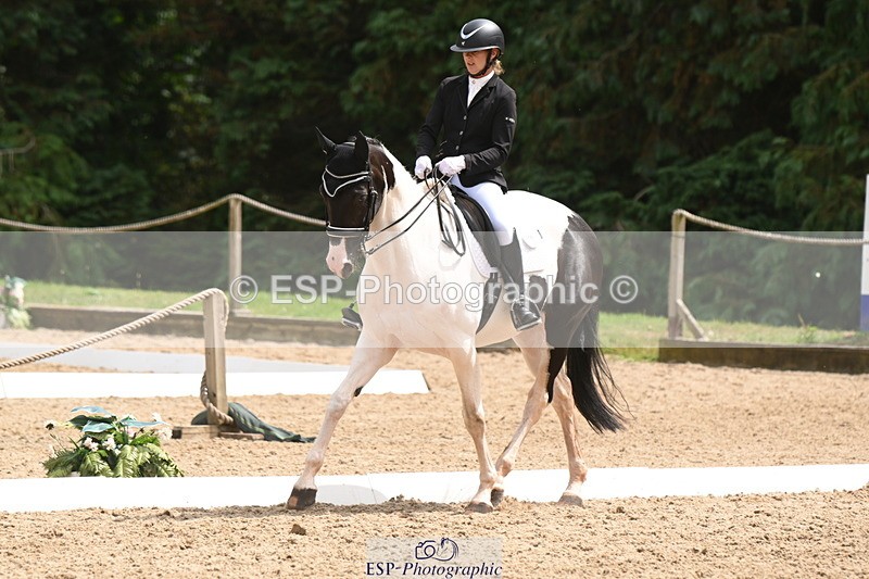 250720A-141819-11676 - 002-Michelle.Wallis-Alvescot.Winning.Mood